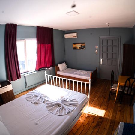 Cheers Midtown Hostel Истанбул Екстериор снимка